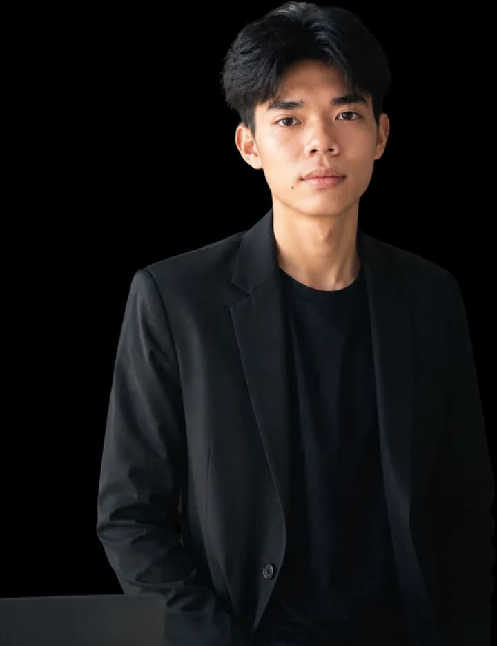 Dex Bennett in a black blazer and black T-shirt
